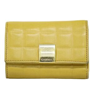 Chanel Quilted Lambskin Chocolate Bar 6 Key Holder Beige
